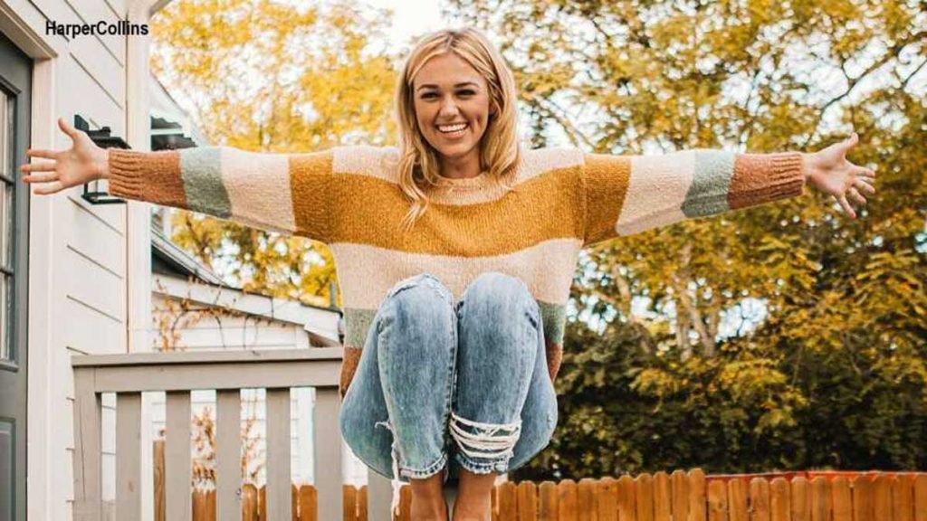 Sadie Robertson Net Worth, How Much Sadie Robertson Worth? Sfuncube