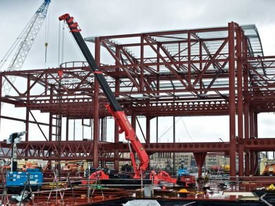 5 Advantages of Spider Cranes in Construction
