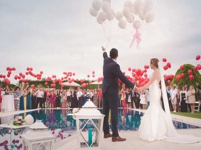 Wedding Dresses for Men to Round off the Look in Style