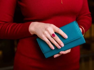 Leather Wallets For Women as an Essential Accessory
