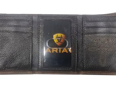 ariat wallet