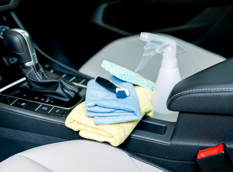 A Comprehensive Guide to Car Interior Detailing 