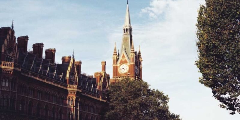 Scenic green spaces for a stroll in St Pancras