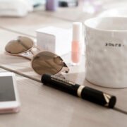 6 Tips to Choose Stylish and Practical Accessories for Busy Professionals