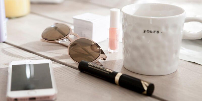 6 Tips to Choose Stylish and Practical Accessories for Busy Professionals