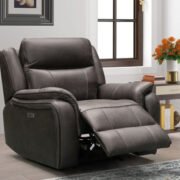 ﻿Sit Back and Relax: The Tech 8 Smart Recliner Experience