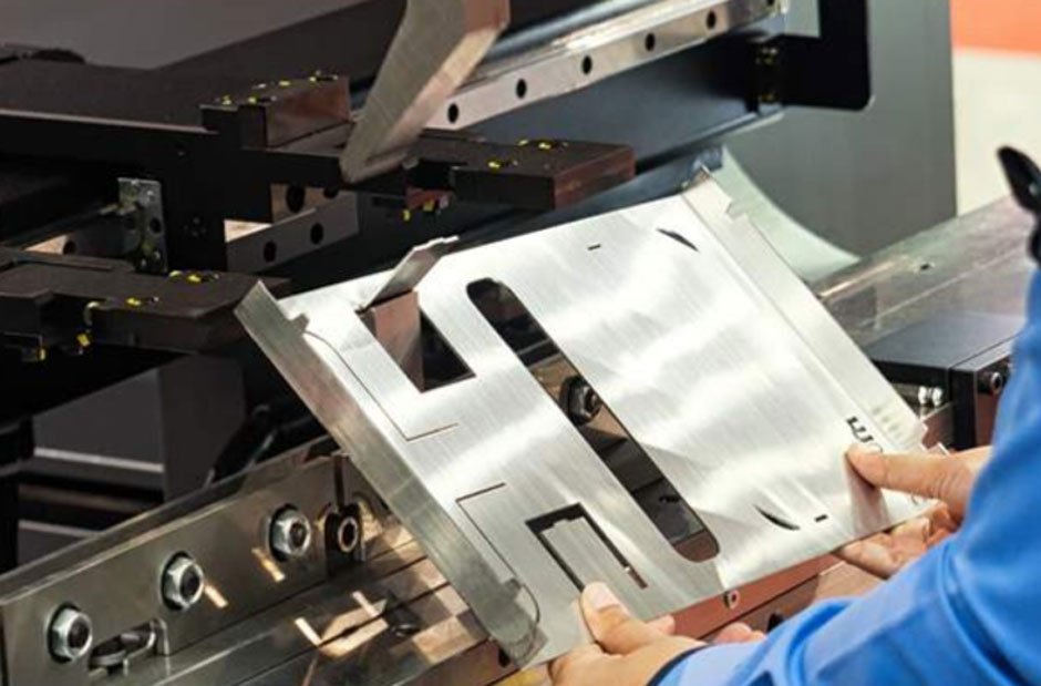 Sheet Metal Fabrication Dominates Revolutionary Automobile Manufacturing Through 6 Essential CNC Processes